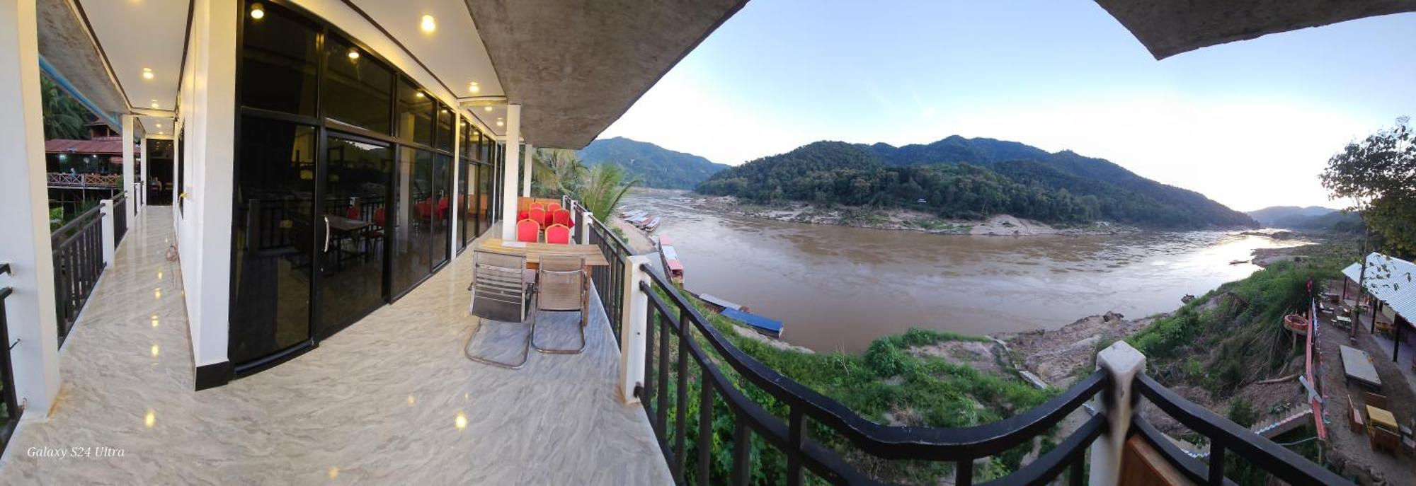 Inn Riverside Hostel Pb Pakbeng Luaran gambar
